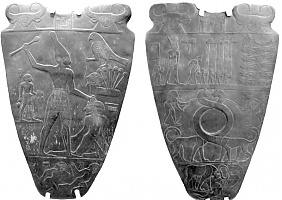 A Narmer paletta két oldala